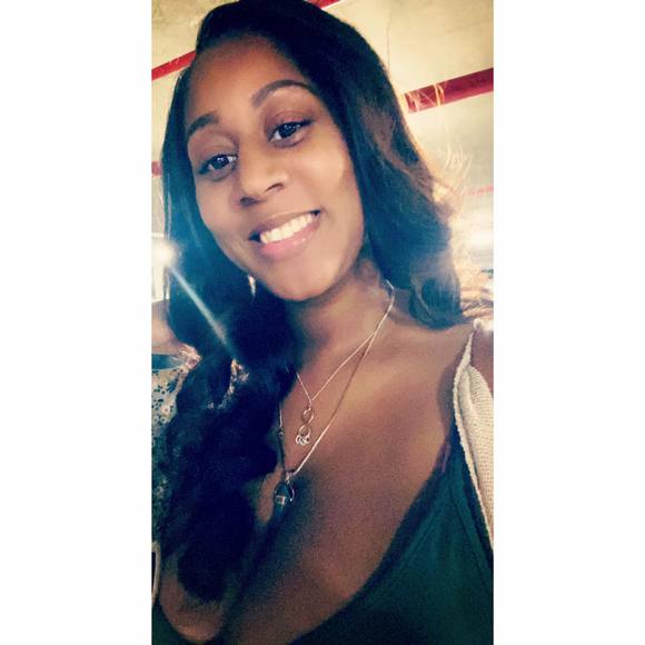 Poshmark profile picture for @porch